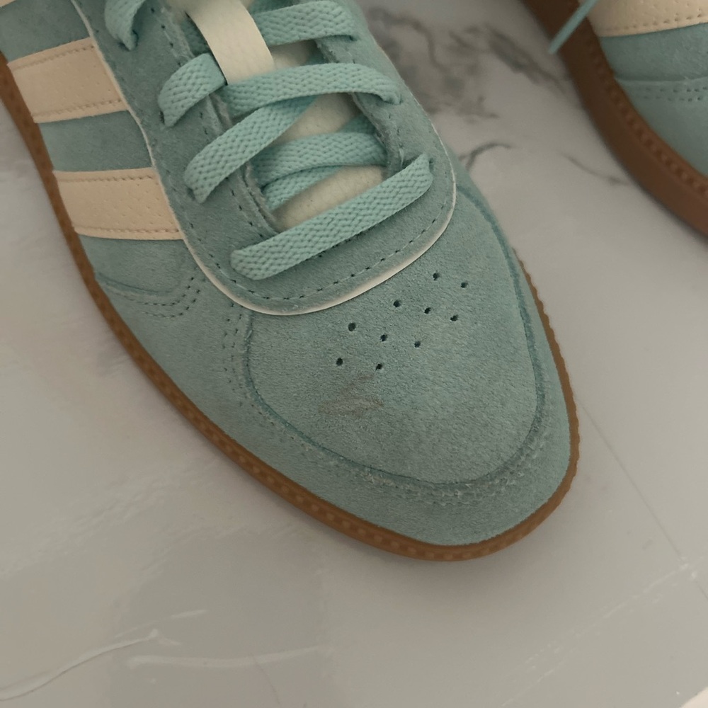 adidas Women's Sneakers in Mint and Cream